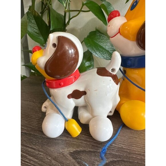 Vintage Plastic Pull Toy Dogs – Set of 2 - Picture 5 of 12